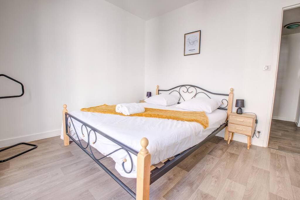 Famille Au Coeur De Perigueux Apartment ภายนอก รูปภาพ